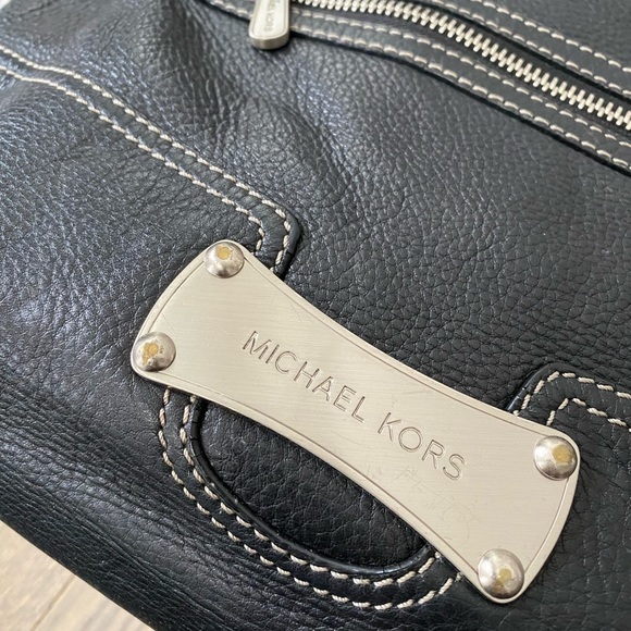 Michael Kors Hobo Shoulder Bag - Picture 5 of 8